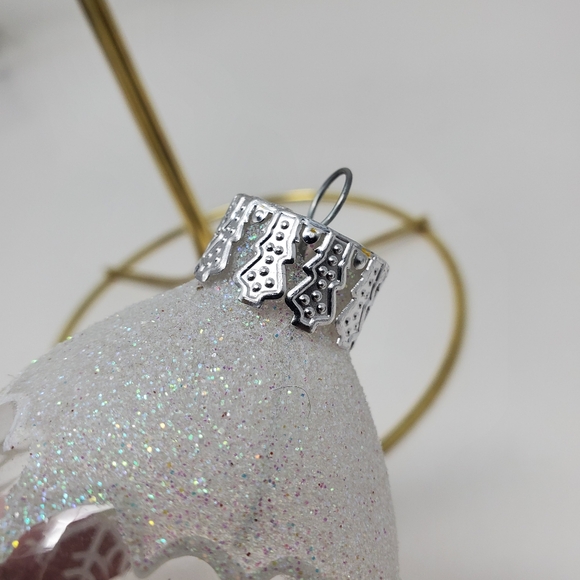 Vintage Clear Glass & snowflake & glitter decorated Lot of 3 Christmas ornament - Picture 8 of 8